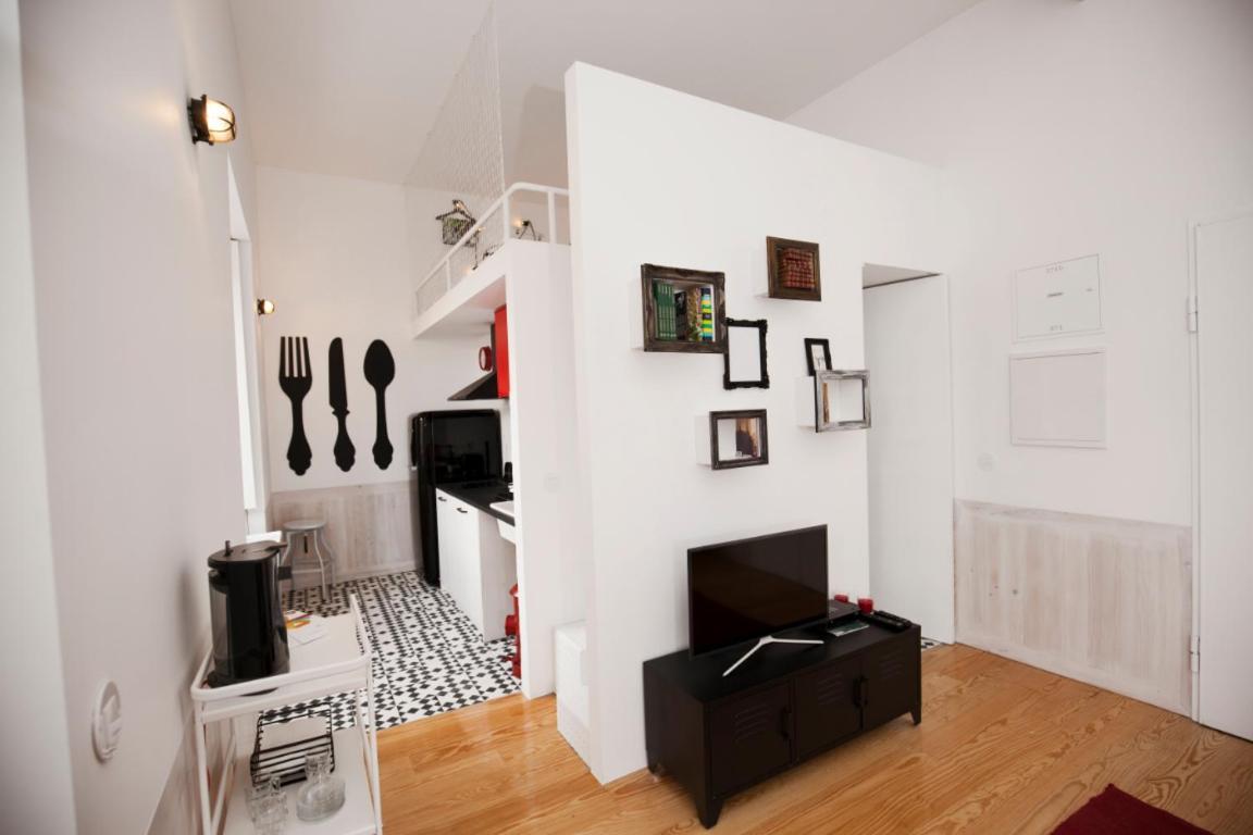 Апартаменты Get Lights And Books In A Flat Порту Экстерьер фото